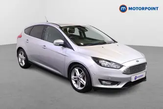 Ford Focus Titanium Automatic Petrol Hatchback - Stock Number (1516017) - Drivers side front corner