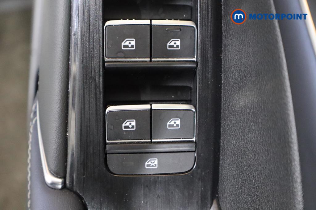 Nissan Qashqai Tekna-Plus Manual Petrol SUV - Stock Number (1518246) - 16th supplementary image