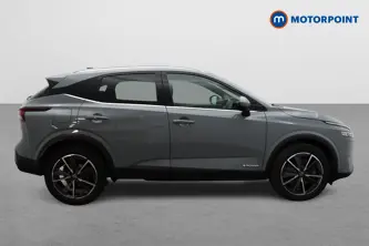 Nissan Qashqai Tekna Automatic Petrol-Electric Hybrid SUV - Stock Number (1519673) - Drivers side