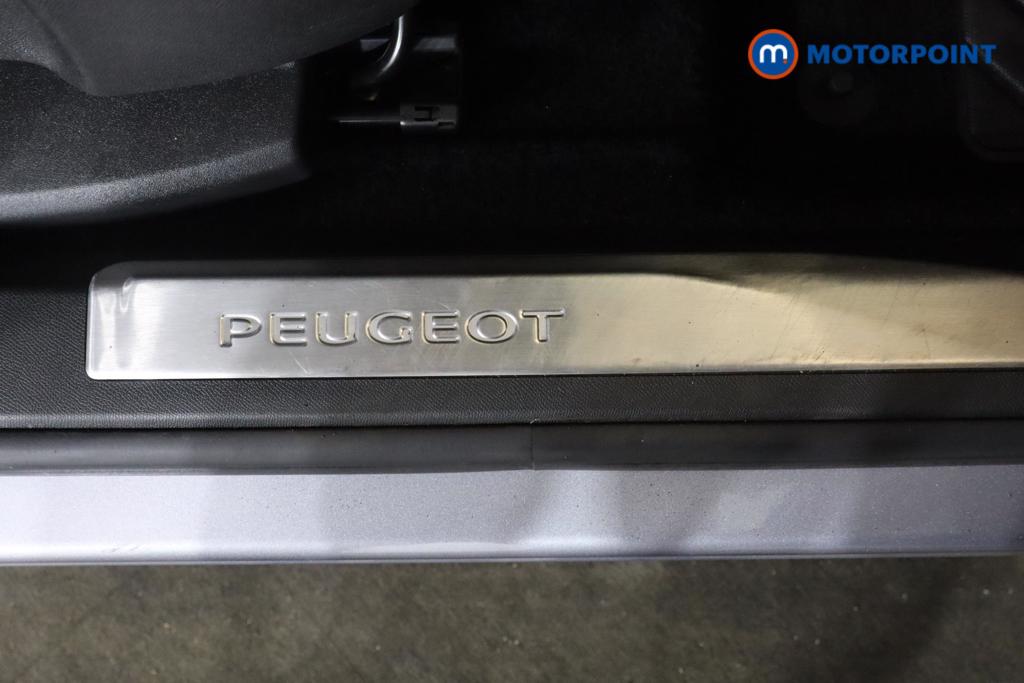 Peugeot 3008 Gt Line Manual Petrol SUV - Stock Number (1516447) - 8th supplementary image