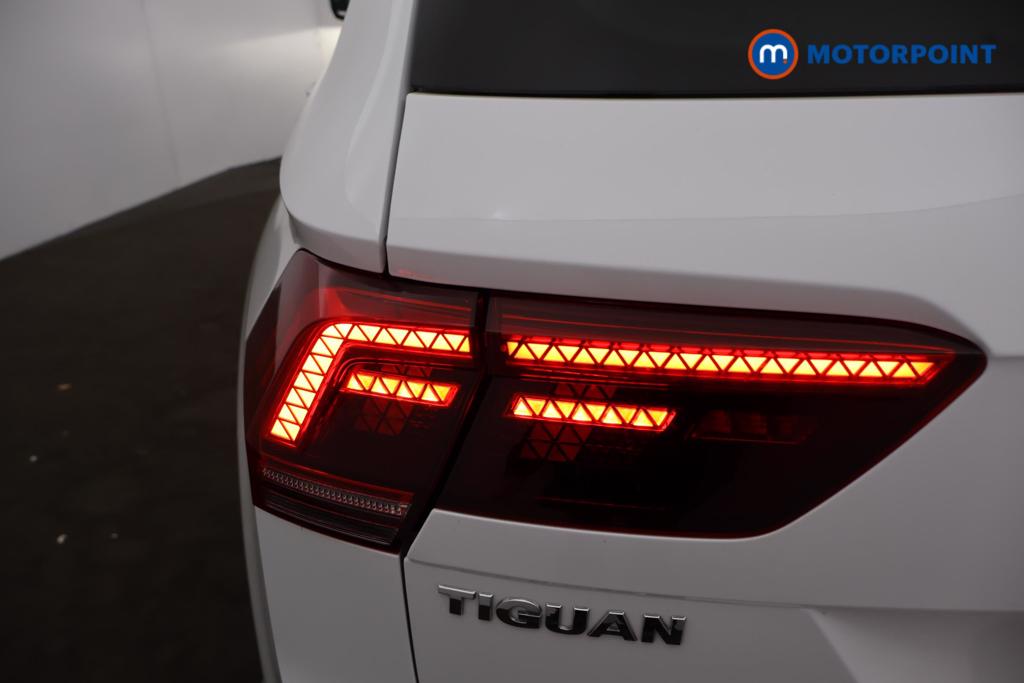 Volkswagen Tiguan R-Line Tech Automatic Petrol SUV - Stock Number (1516770) - 19th supplementary image