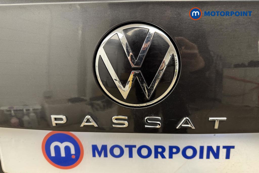 Volkswagen Passat SEL Automatic Petrol Estate - Stock Number (1517319) - 19th supplementary image