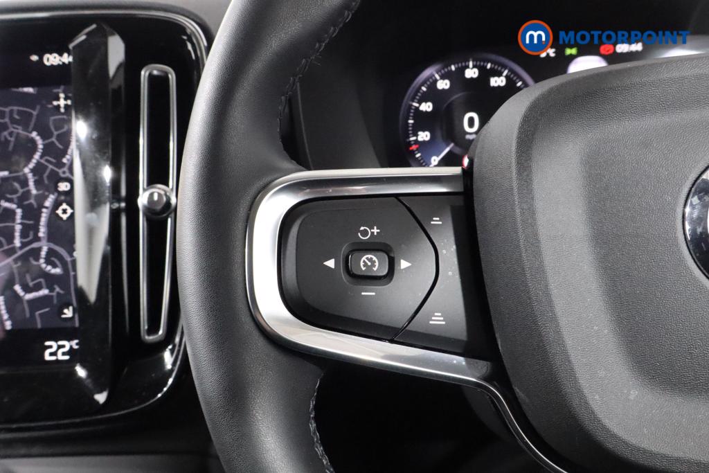 Volvo Xc40 Momentum Manual Petrol SUV - Stock Number (1519578) - 7th supplementary image