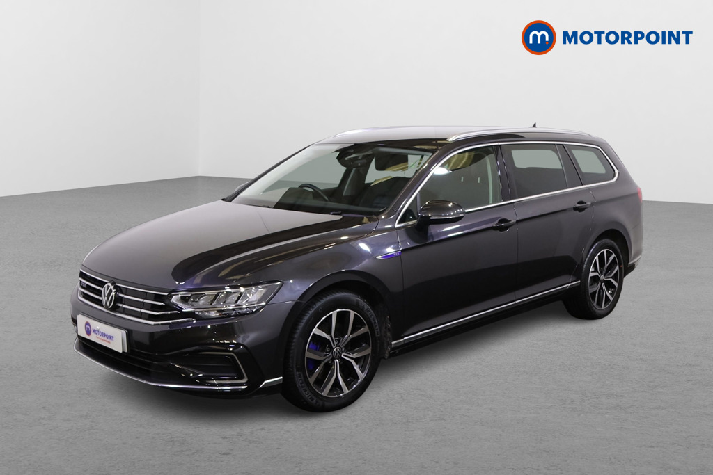 Volkswagen Passat GTE Automatic Petrol Plug-In Hybrid Estate - Stock Number (1514350) - Passenger side front corner