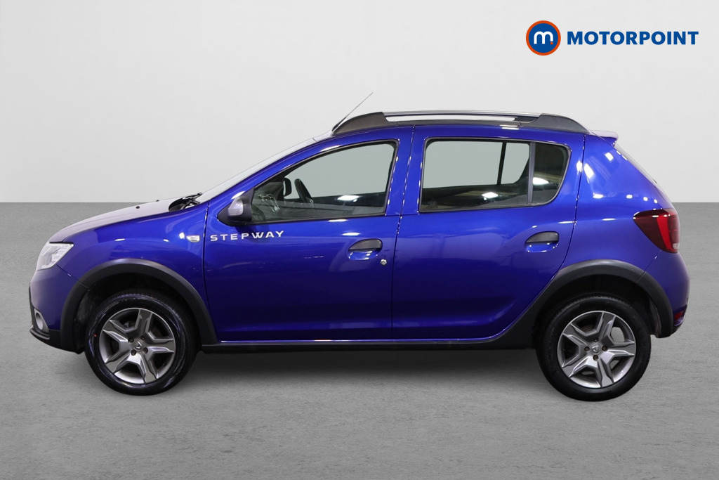 Dacia Sandero Stepway Comfort Manual Petrol Hatchback - Stock Number (1515310) - Passenger side