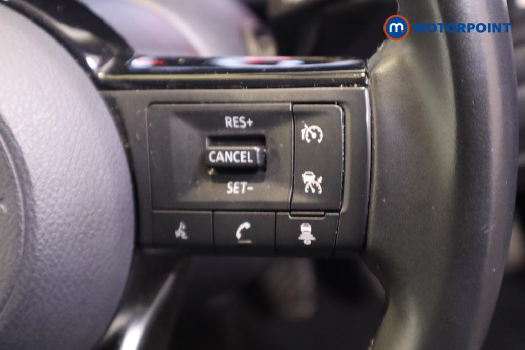 Nissan Qashqai N-Connecta Manual Petrol SUV - Stock Number (1515782) - 8th supplementary image