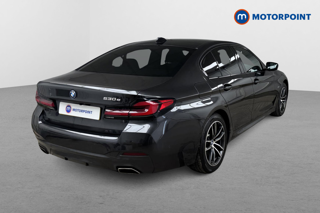 BMW 5 Series M Sport Automatic Petrol Plug-In Hybrid Saloon - Stock Number (1517307) - Drivers side rear corner