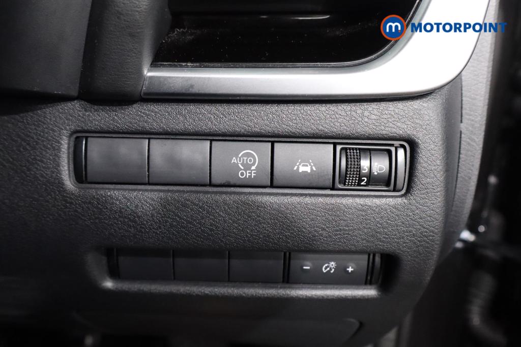 Nissan Qashqai N-Connecta Manual Petrol SUV - Stock Number (1517420) - 21st supplementary image