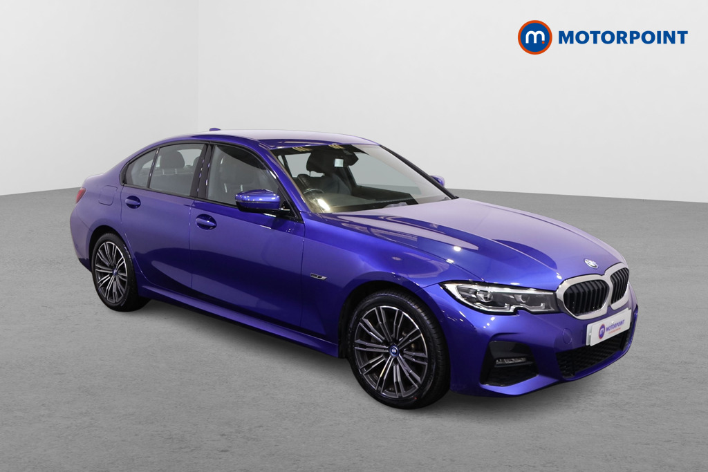 BMW 3 Series M Sport Automatic Petrol Plug-In Hybrid Saloon - Stock Number (1517767) - Drivers side front corner