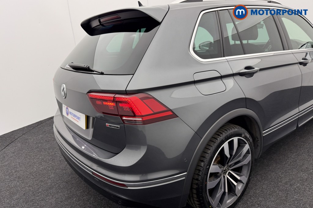 Volkswagen Tiguan R-Line Tech Automatic Petrol SUV - Stock Number (1519663) - 31st supplementary image