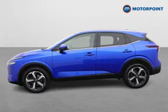 Nissan Qashqai N-Connecta Manual Petrol SUV - Stock Number (1519667) - Passenger side