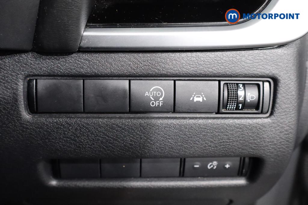 Nissan Qashqai N-Connecta Manual Petrol SUV - Stock Number (1519668) - 21st supplementary image