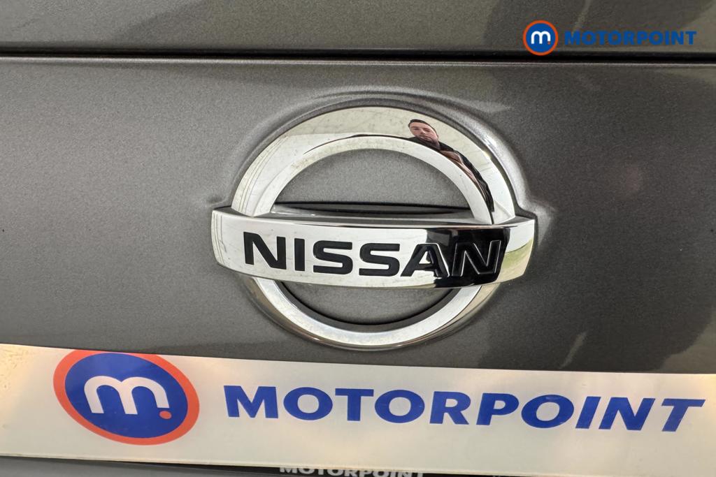 Nissan Qashqai N-Motion Manual Petrol SUV - Stock Number (1519996) - 19th supplementary image