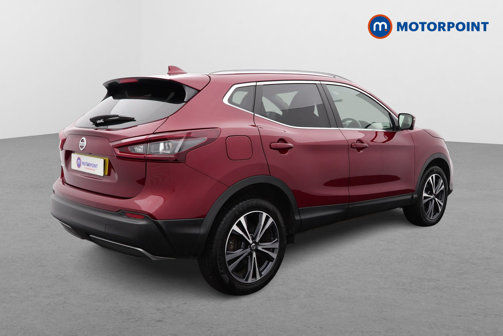 Nissan Qashqai N-Connecta Manual Petrol SUV - Stock Number (1521220) - Drivers side rear corner