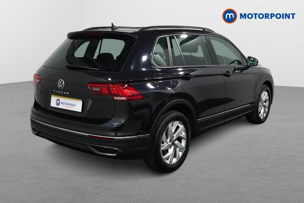 Volkswagen Tiguan Life Manual Petrol SUV - Stock Number (1521233) - Drivers side rear corner