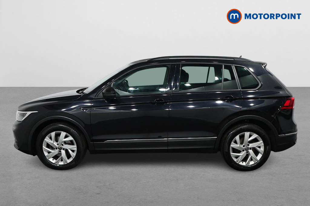 Volkswagen Tiguan Life Manual Petrol SUV - Stock Number (1521233) - Passenger side