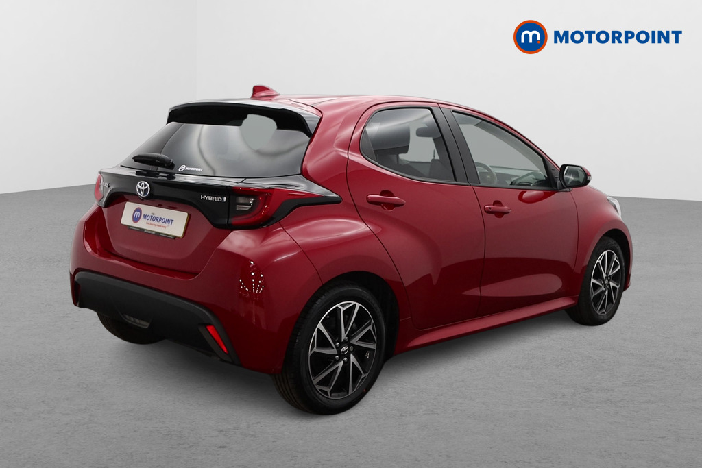 Toyota Yaris Design Automatic Petrol-Electric Hybrid Hatchback - Stock Number (1503246) - Drivers side rear corner