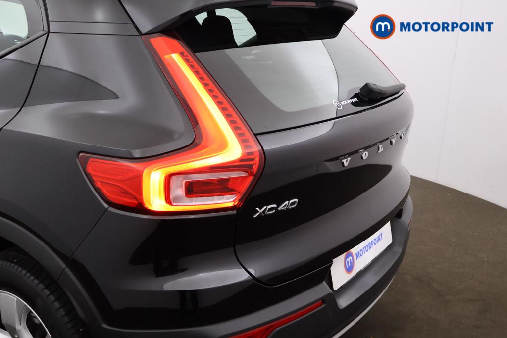 Volvo Xc40 Momentum Manual Petrol SUV - Stock Number (1514355) - 13th supplementary image