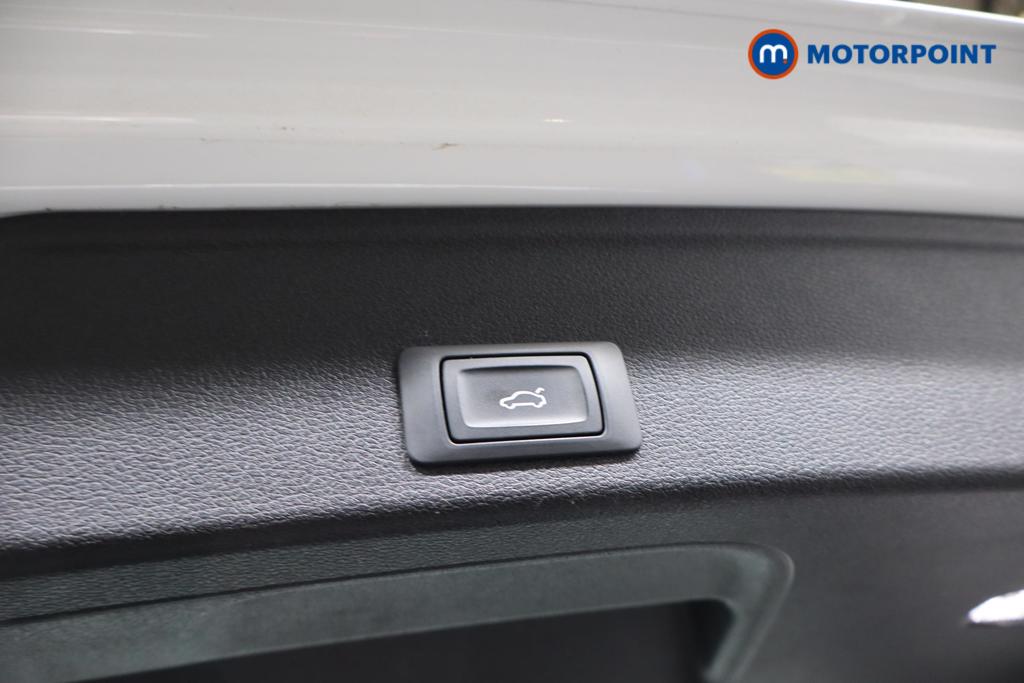 Audi A4 Technik Automatic Petrol Estate - Stock Number (1518005) - 20th supplementary image