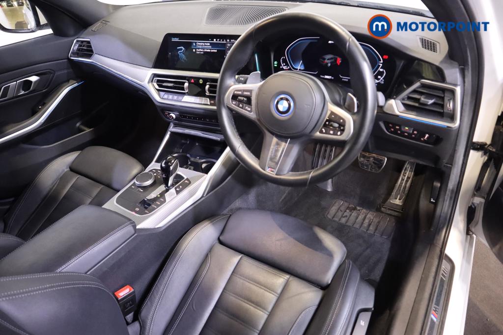 BMW 3 Series M Sport Automatic Petrol Plug-In Hybrid Estate - Stock Number (1517766) - 1st supplementary image