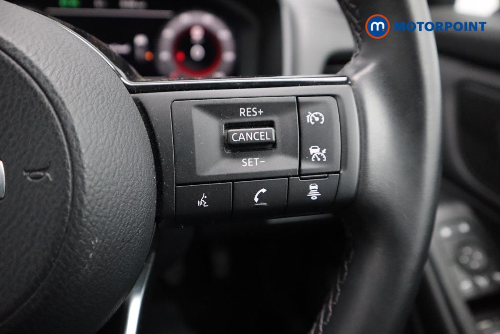 Nissan Qashqai N-Connecta Manual Petrol SUV - Stock Number (1518070) - 15th supplementary image