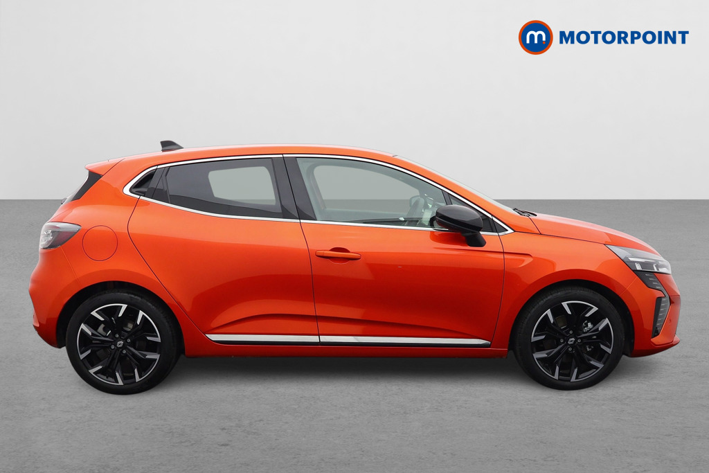 Renault Clio Techno Automatic Petrol-Electric Hybrid Hatchback - Stock Number (1519909) - Drivers side