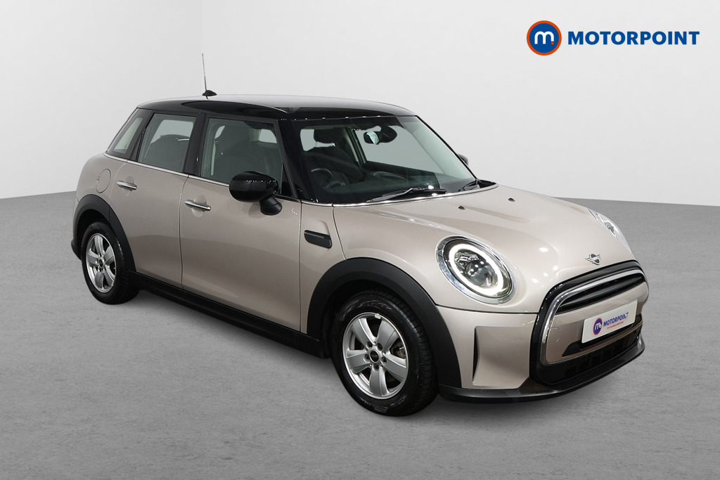 Mini Hatchback Cooper Classic Manual Petrol Hatchback - Stock Number (1522298) - Drivers side front corner