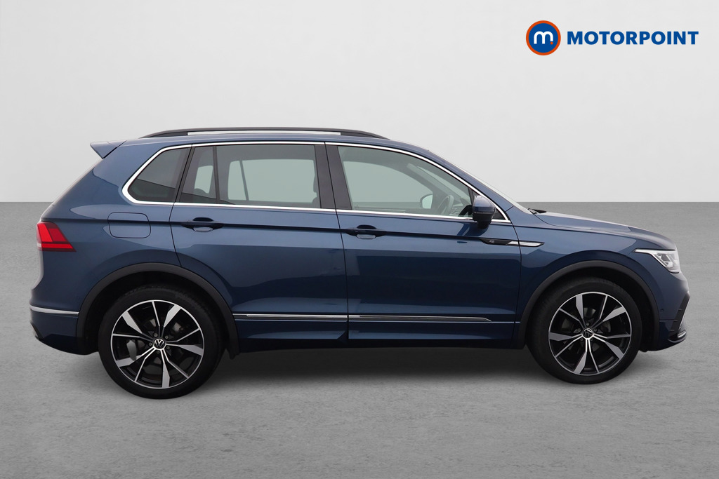 Volkswagen Tiguan R-Line Automatic Petrol SUV - Stock Number (1519040) - Drivers side