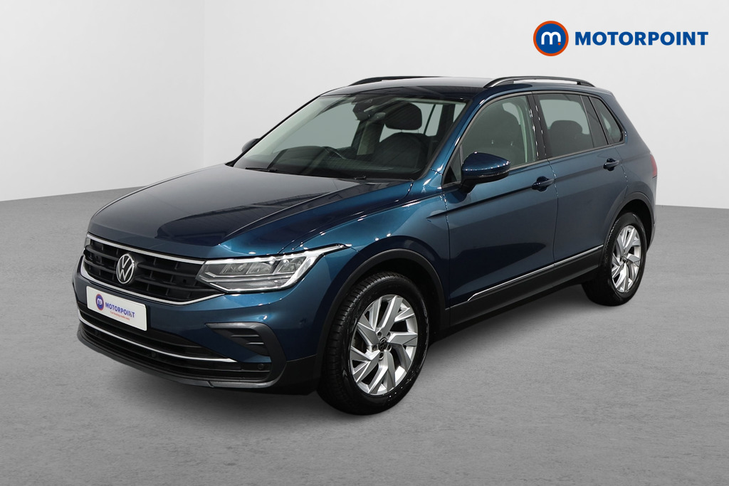 Volkswagen Tiguan Life Manual Petrol SUV - Stock Number (1520052) - Passenger side front corner