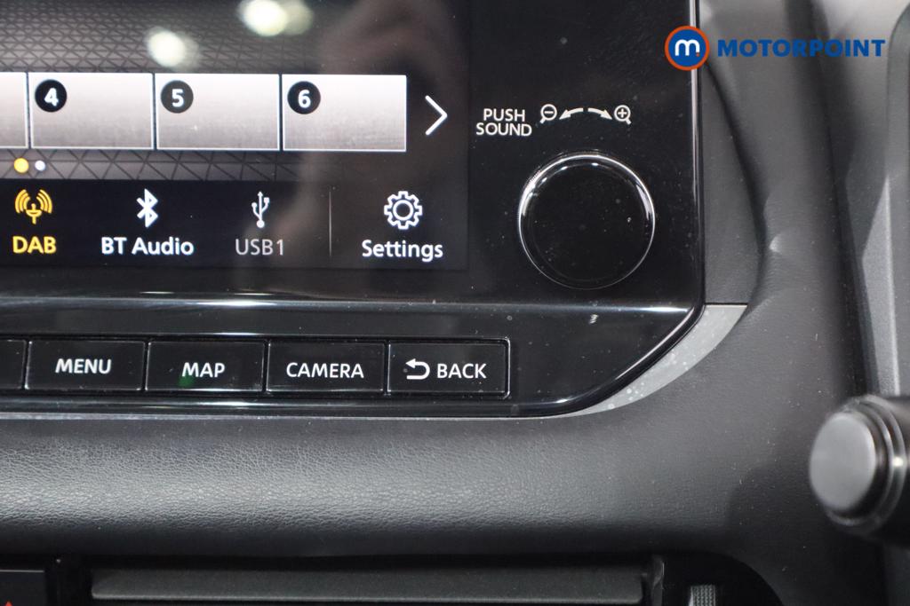 Nissan Qashqai N-Connecta Manual Petrol SUV - Stock Number (1514323) - 15th supplementary image