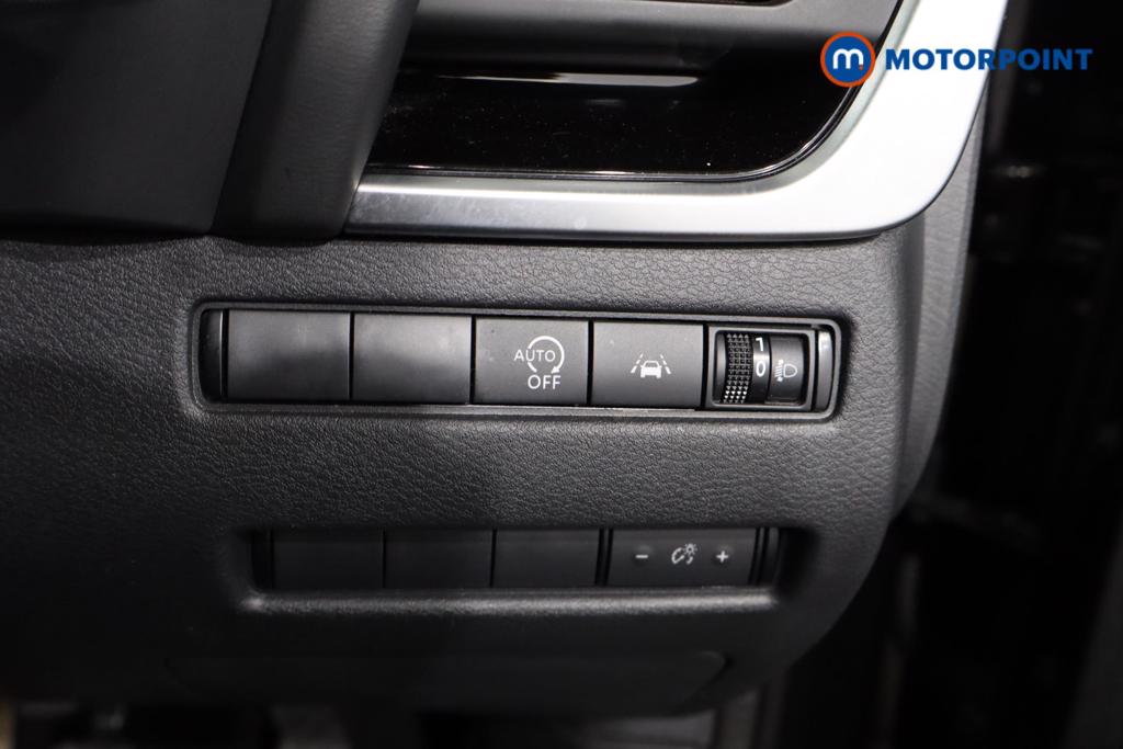 Nissan Qashqai N-Connecta Manual Petrol SUV - Stock Number (1514323) - 21st supplementary image