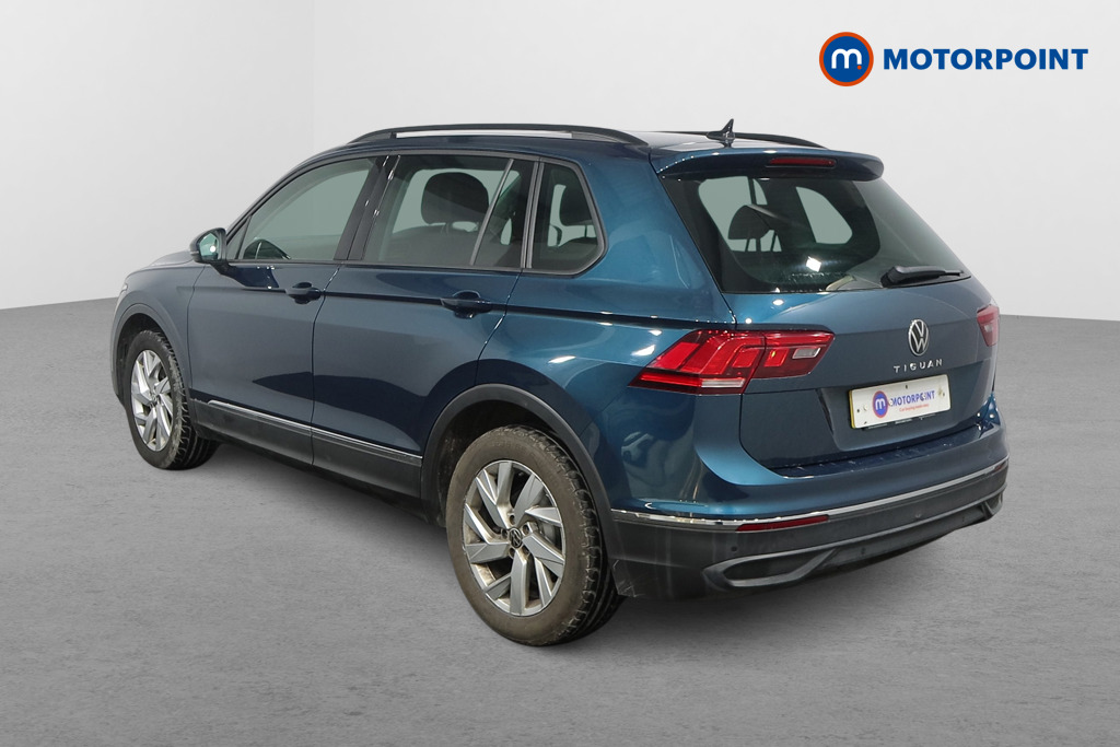 Volkswagen Tiguan Life Manual Petrol SUV - Stock Number (1520056) - Passenger side rear corner