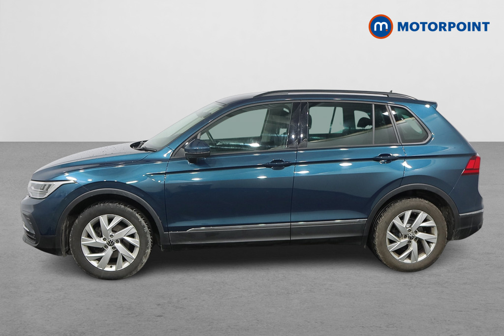 Volkswagen Tiguan Life Manual Petrol SUV - Stock Number (1520056) - Passenger side