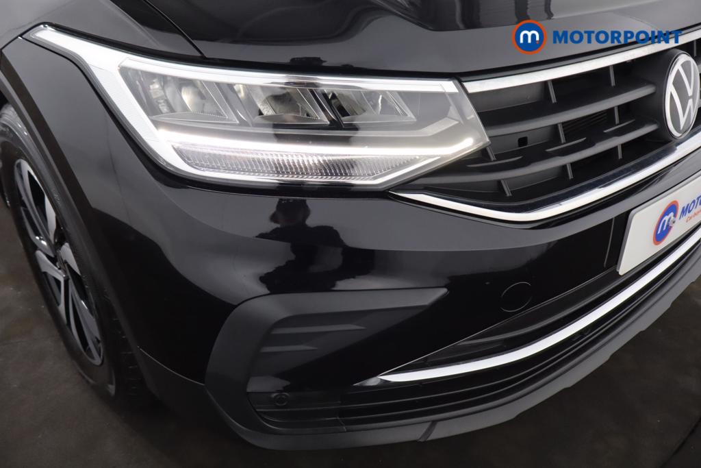 Volkswagen Tiguan Active Automatic Petrol SUV - Stock Number (1523862) - 25th supplementary image