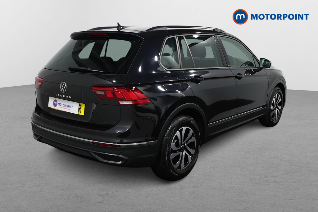 Volkswagen Tiguan Active Automatic Petrol SUV - Stock Number (1523862) - Drivers side rear corner