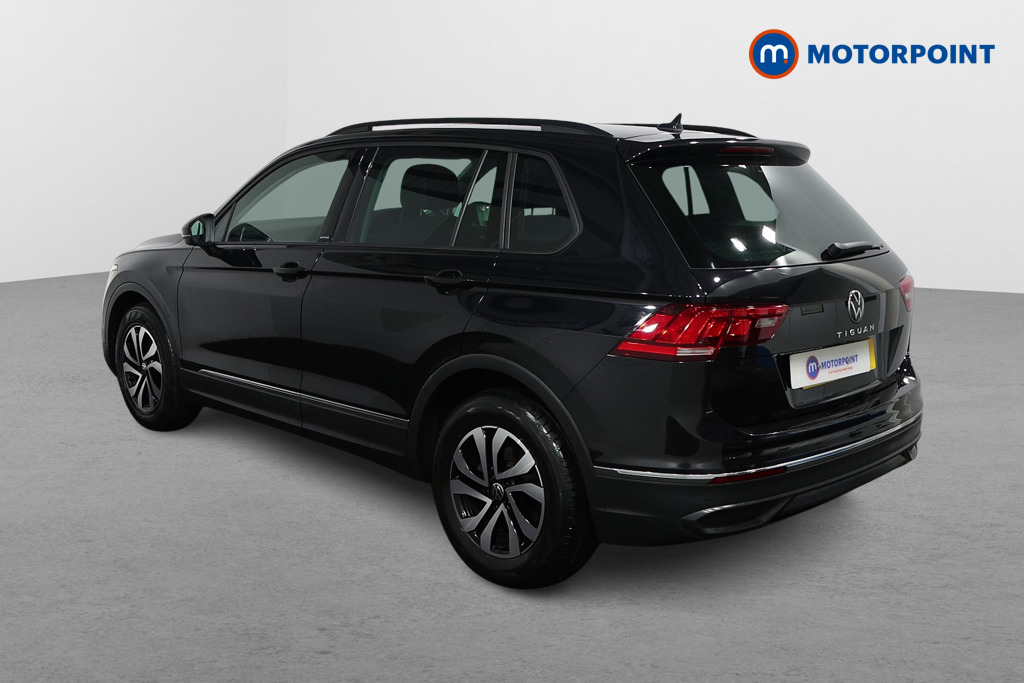 Volkswagen Tiguan Active Automatic Petrol SUV - Stock Number (1523862) - Passenger side rear corner