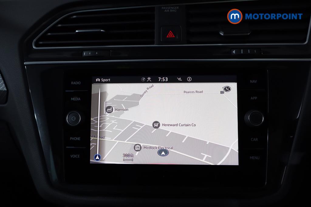 Volkswagen Tiguan R-Line Edition Automatic Petrol SUV - Stock Number (1508201) - 16th supplementary image