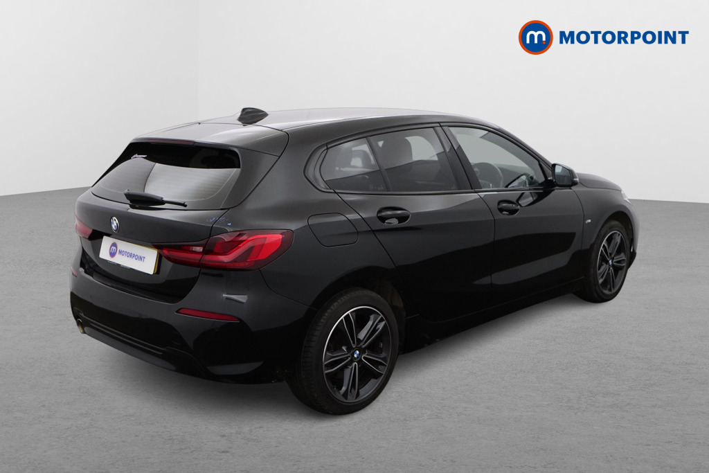 BMW 1 Series Sport Manual Petrol Hatchback - Stock Number (1519545) - Drivers side rear corner