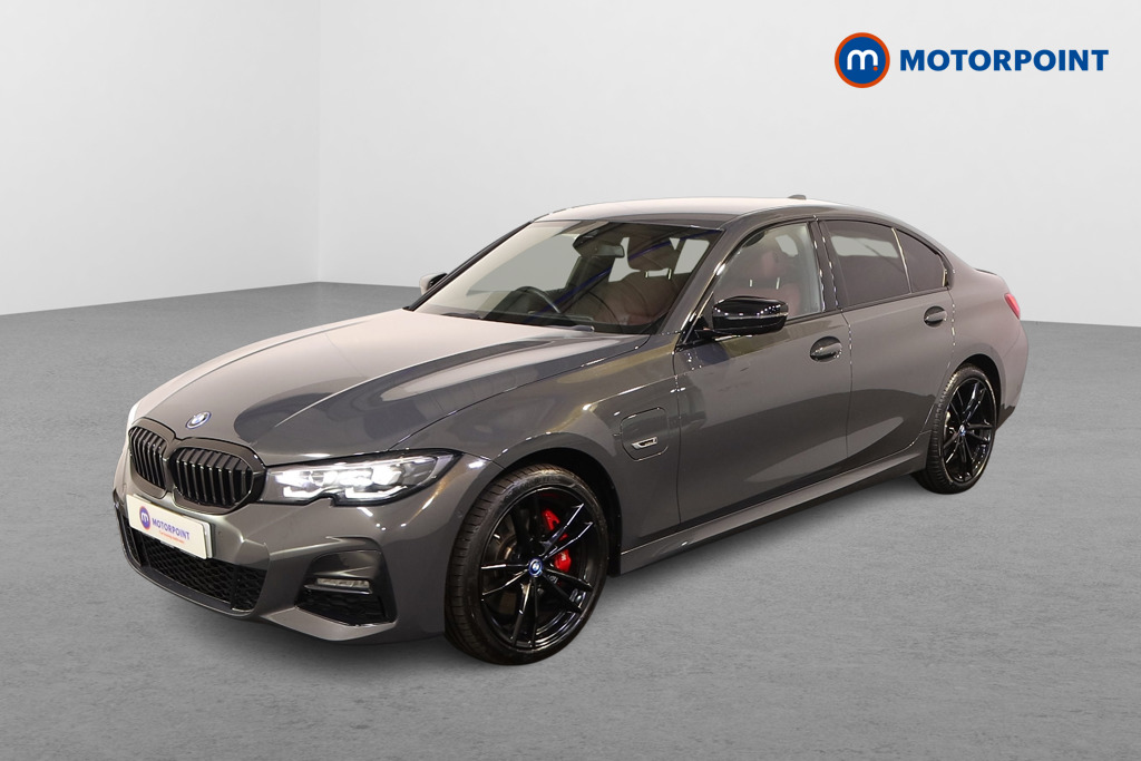 BMW 3 Series M Sport Pro Edition Automatic Petrol Plug-In Hybrid Saloon - Stock Number (1520376) - Passenger side front corner