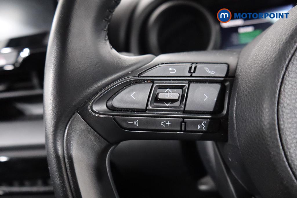 Toyota Yaris Design Automatic Petrol-Electric Hybrid Hatchback - Stock Number (1521425) - 7th supplementary image