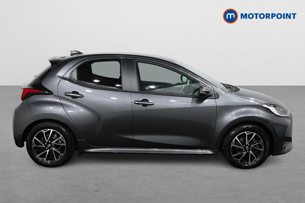 Toyota Yaris Design Automatic Petrol-Electric Hybrid Hatchback - Stock Number (1521425) - Drivers side