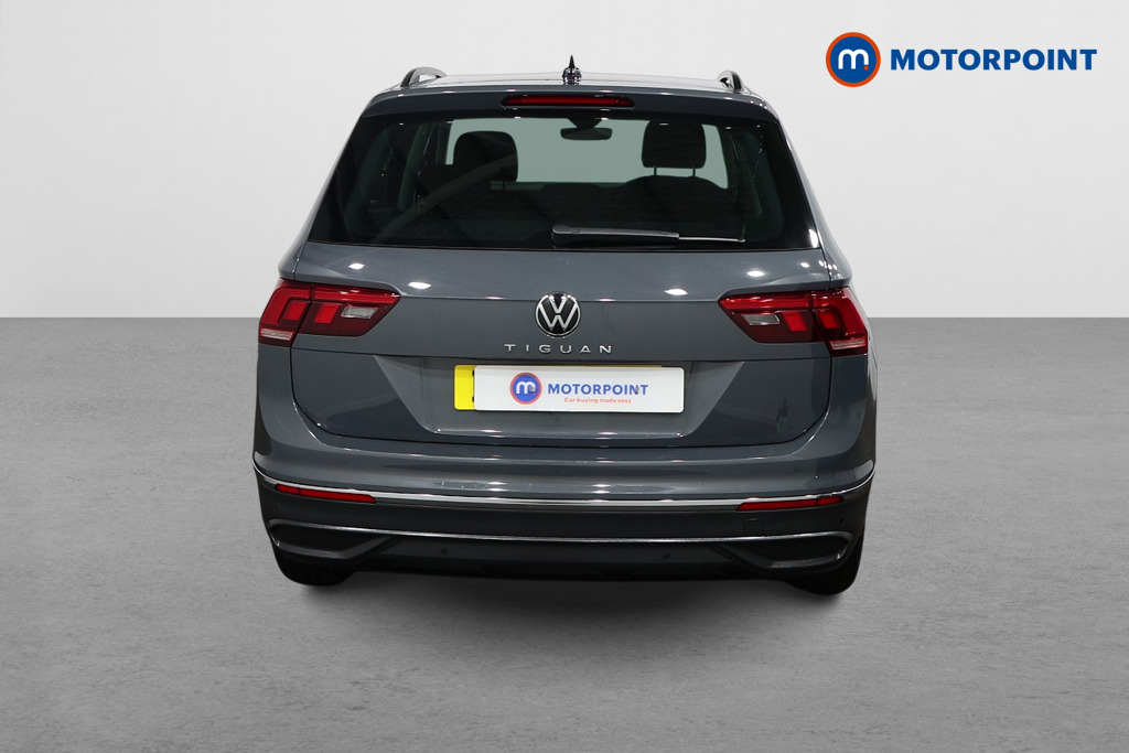 Volkswagen Tiguan Life Automatic Diesel SUV - Stock Number (1522383) - Rear bumper