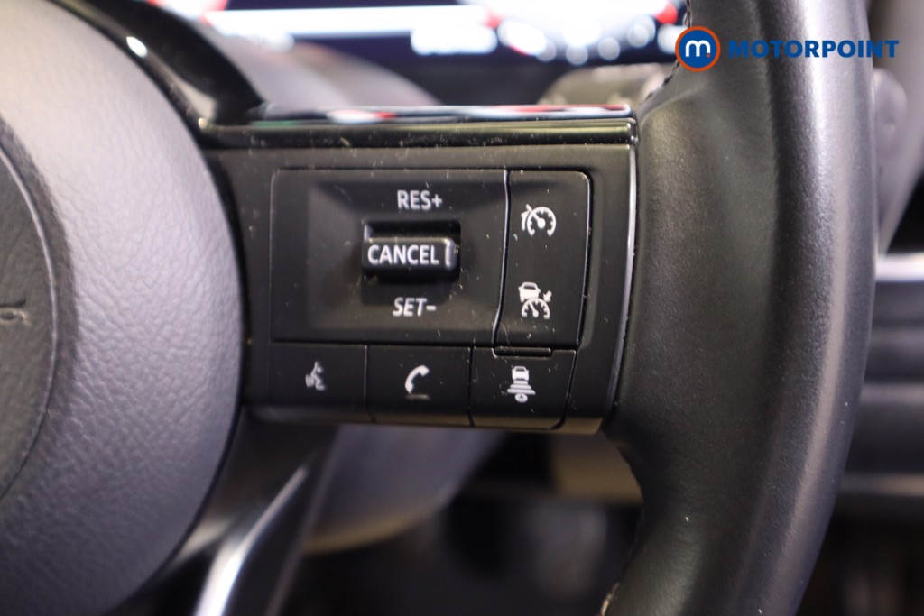 Nissan Qashqai N-Connecta Manual Petrol SUV - Stock Number (1519358) - 8th supplementary image