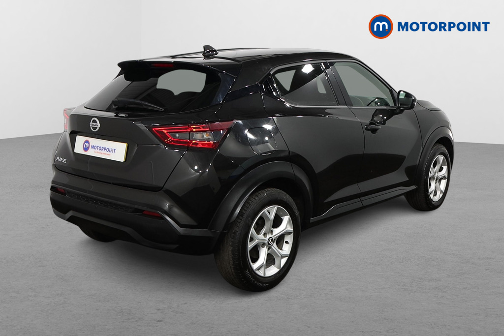 Nissan Juke N-Connecta Automatic Petrol SUV - Stock Number (1519658) - Drivers side rear corner