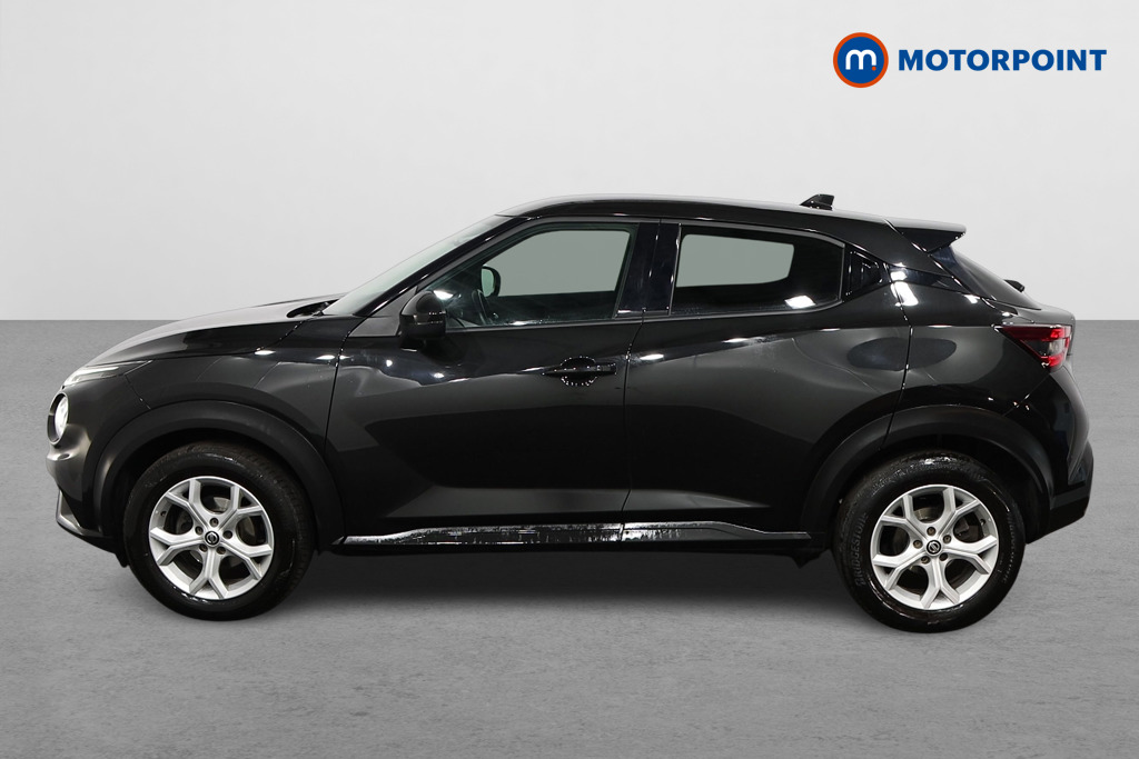 Nissan Juke N-Connecta Automatic Petrol SUV - Stock Number (1519658) - Passenger side