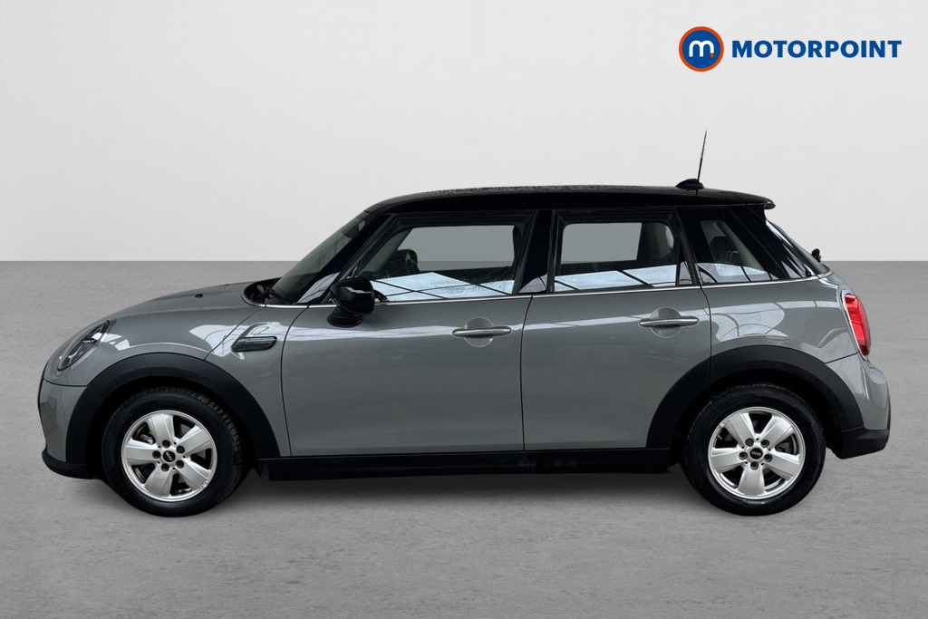 Mini Hatchback Cooper Classic Manual Petrol Hatchback - Stock Number (1523818) - Passenger side