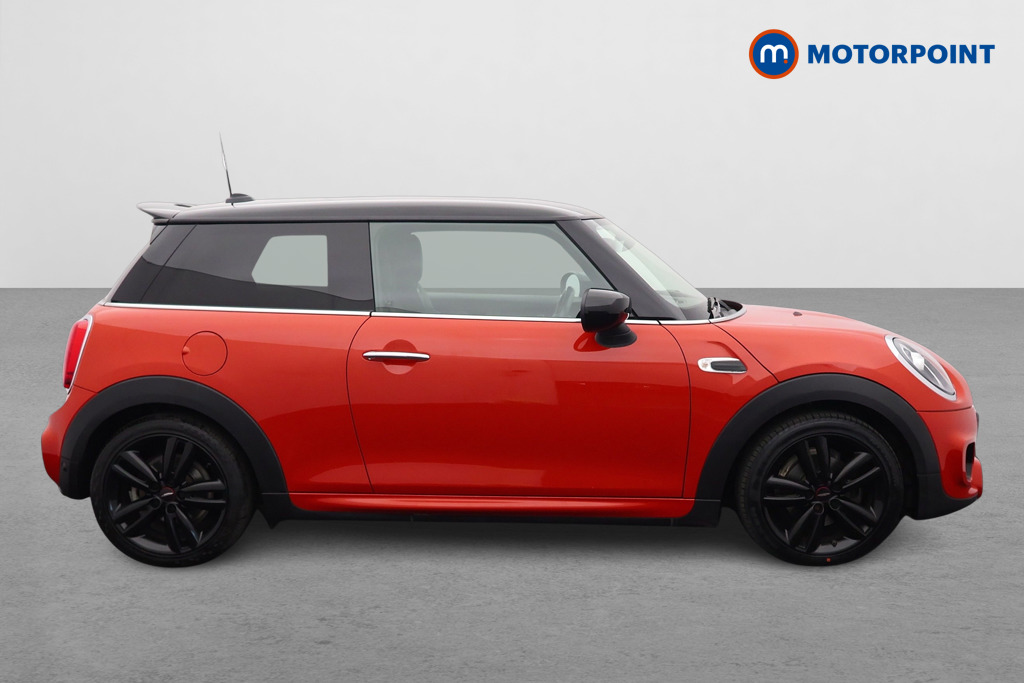 Mini Hatchback Cooper Sport Manual Petrol Hatchback - Stock Number (1523981) - Drivers side