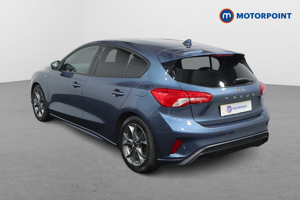 Ford Focus St-Line Edition Manual Petrol-Electric Hybrid Hatchback - Stock Number (1522439) - Passenger side rear corner