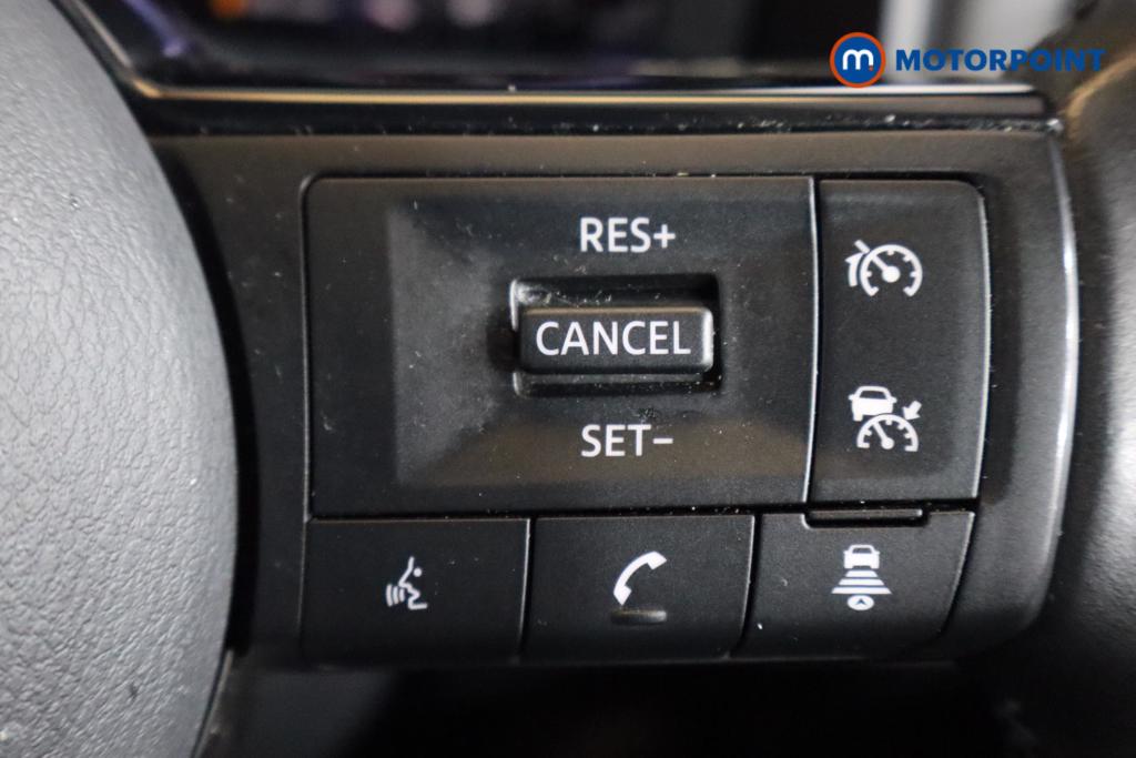 Nissan Qashqai N-Connecta Manual Petrol SUV - Stock Number (1519660) - 16th supplementary image