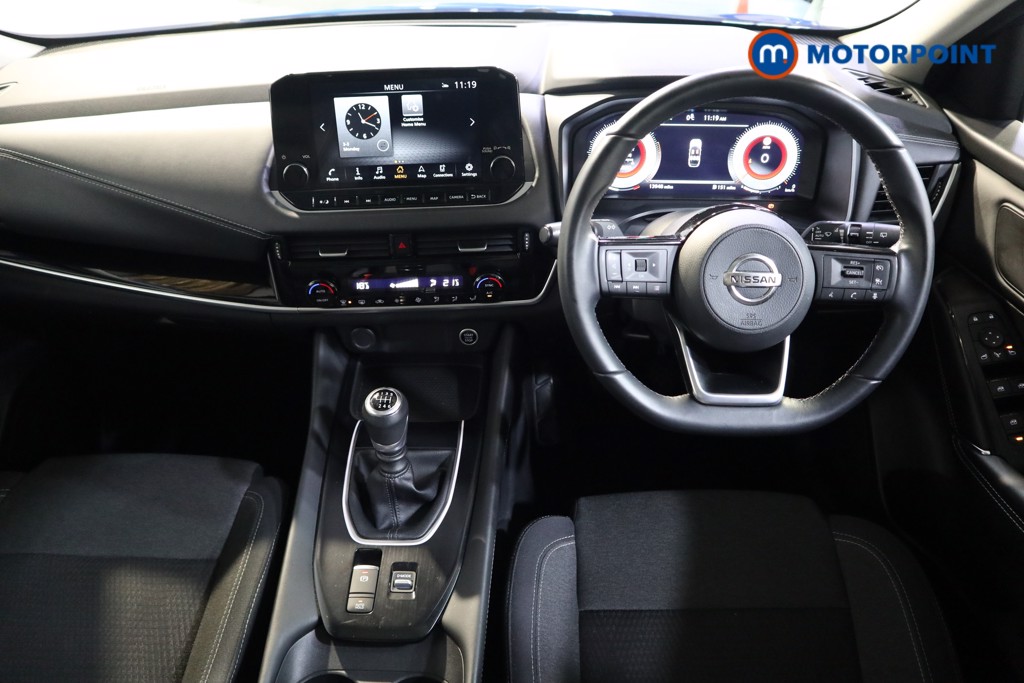 Nissan Qashqai N-Connecta Manual Petrol SUV - Stock Number (1520444) - 1st supplementary image